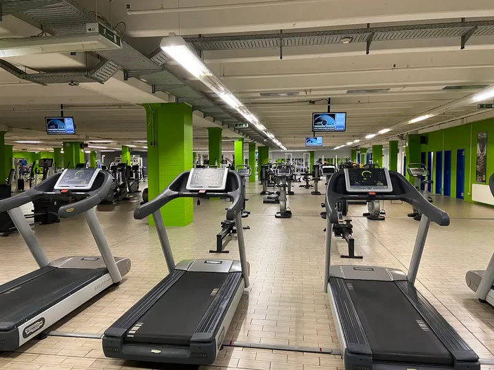 TopFit 24 — fitnessstudio in Neu-Ulm — 2