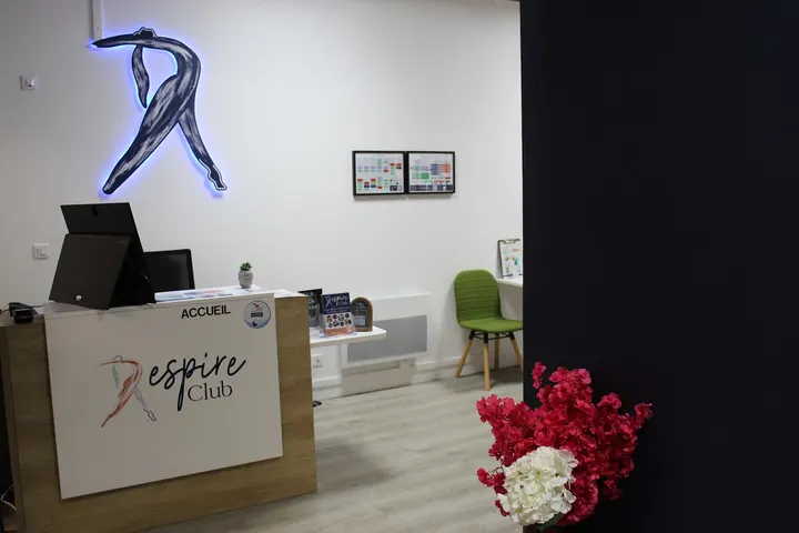 Respire Club 12 Rue Baudin Centre Commercial Charras, Cellule 56, Porte Vénus, L — salle de fitness-studio à Courbevoie — 5