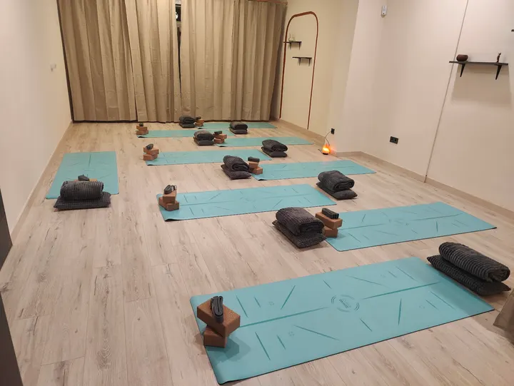 Maha Santi Yoga Zaragoza — Yoga en Casablanca, Zaragoza