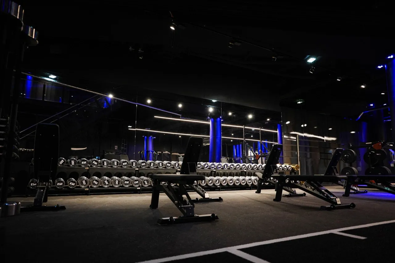 PRIME TIME fitness - Hamburg ESN GYM — träningsstudio i Hamburg — 2