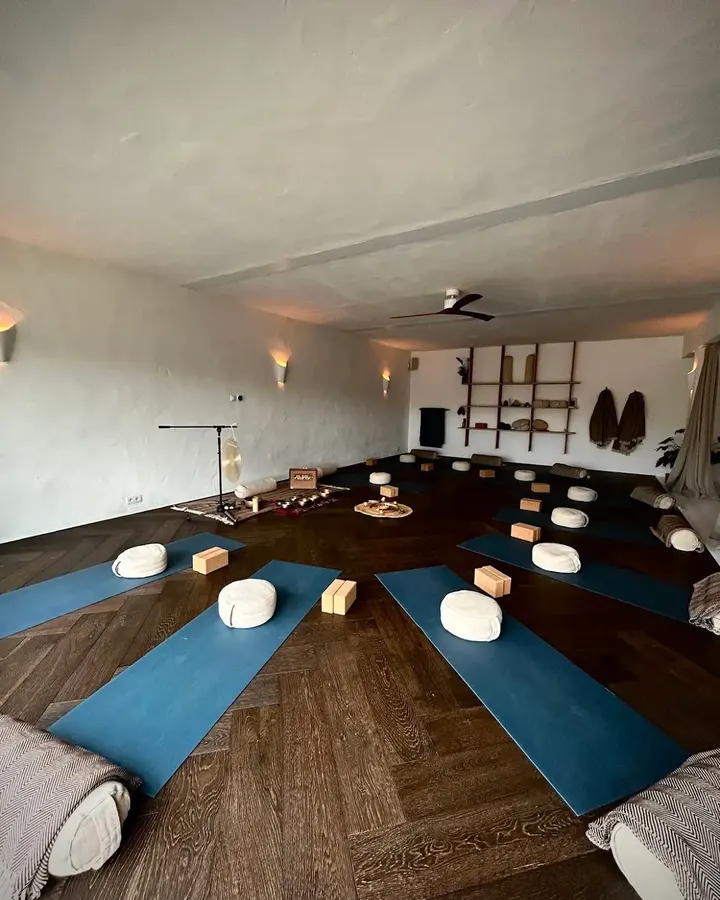 Earth Tone — yoga-studio in Lanaken — 2