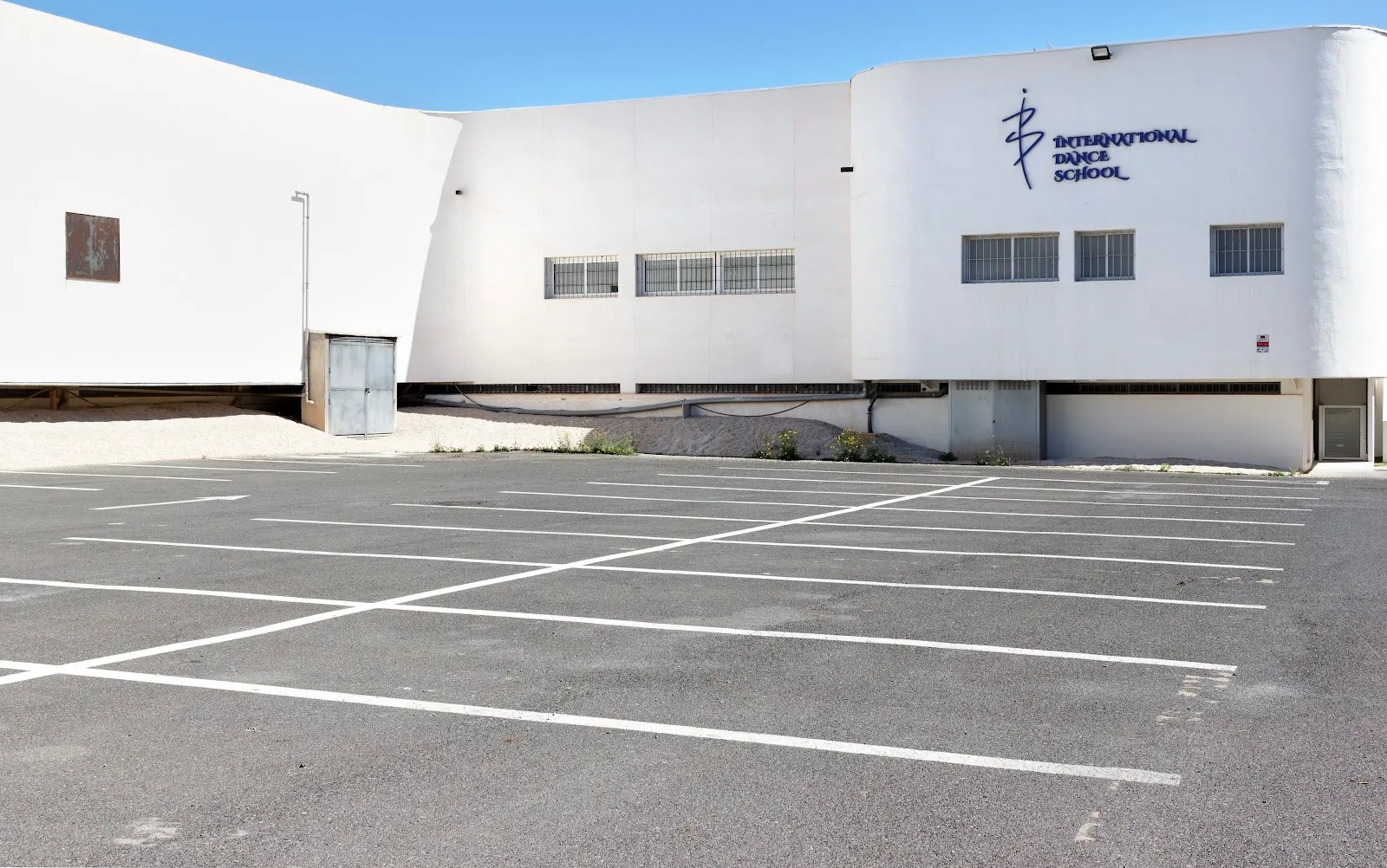 International Dance School · Escuela de Danza Internacional — baile-studio en Sant Joan d'Alacant — 4