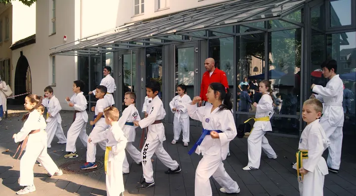 Taekwondo Club Neuss e.V. - Taekwondo/Bewegungserziehung — kampfsport-studio in Neuss — 4