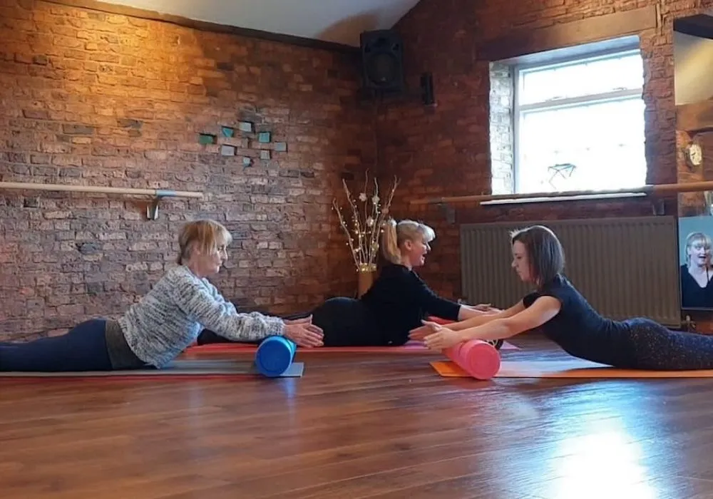 Pilates in Tarleton Reformer Pilates Barre Yoga Stretch — yoga-studio in Preston — 3
