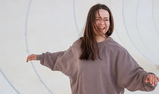 Tanssikoulu Alienta — dance-studio i Kotkansaari 2, Kotka