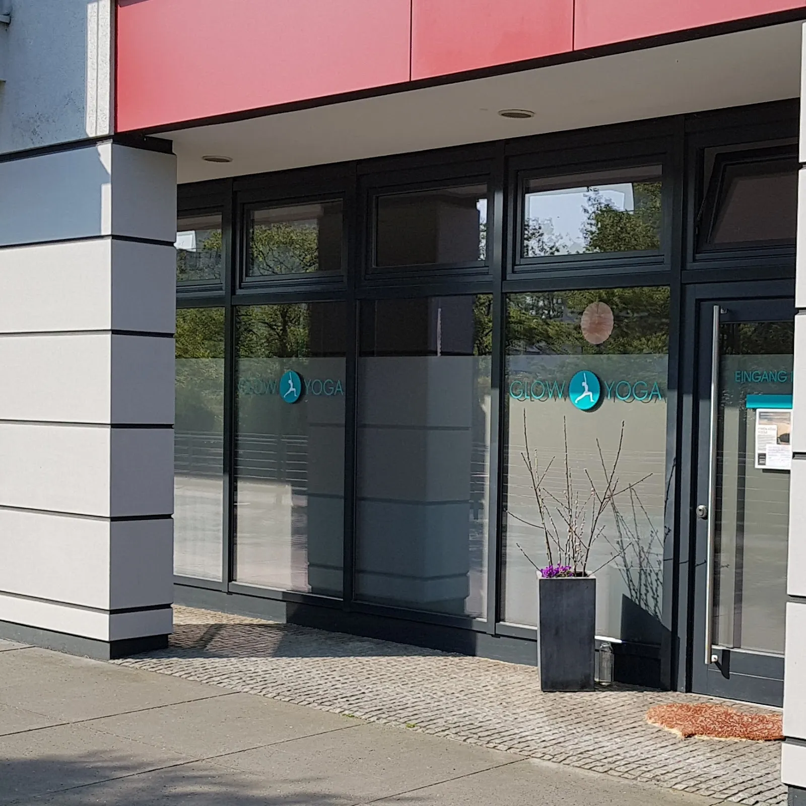 Glow Yoga — yoga-studio in Köln — 3