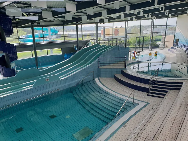 Centre Aquatique Rivéa — salle de fitness-studio à Givet — 3
