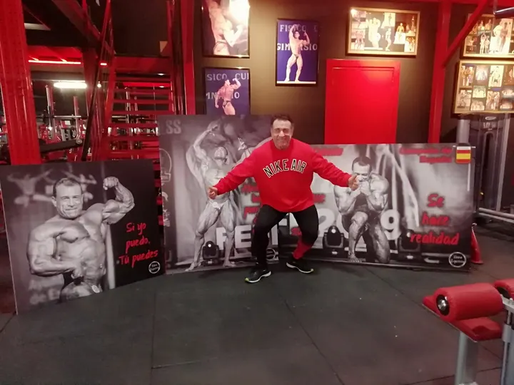 Carlos Cabello Bodybuilding — fuerza-studio en Sevilla — 5