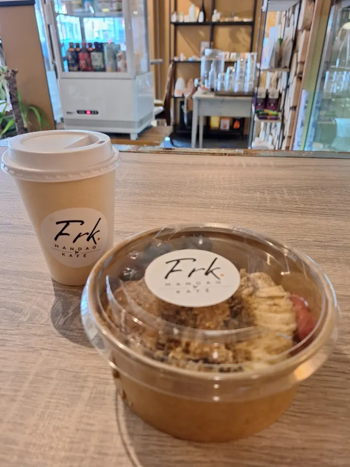 Frøken Mandag Kafé — yoga-studio i Gjøvik — 5