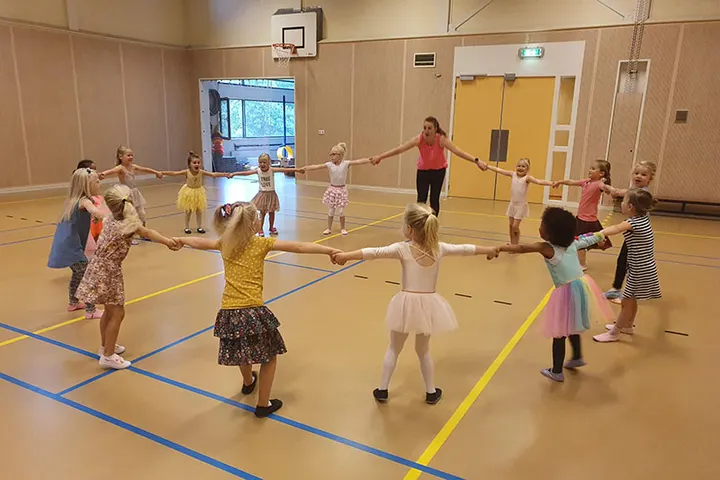 M.T.D. SPIRIT — dans-studio in Ericapark, Alphen aan den Rijn — 3