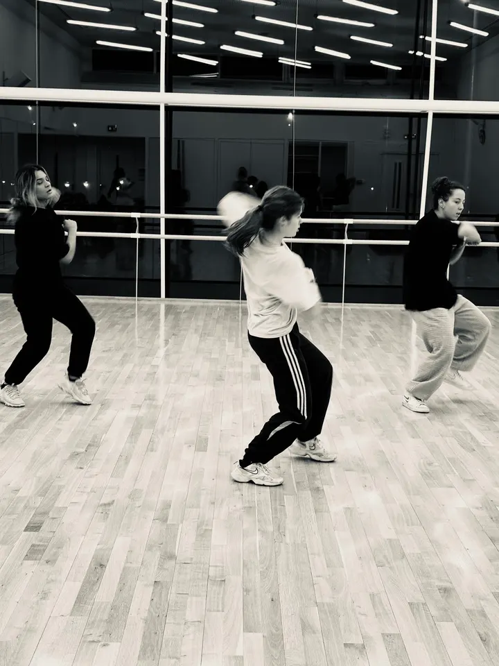 Ecole de Danse Virginie Delcourt — danse-studio à Paris — 3