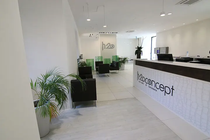 H2O Concept — Wellness a Trevi, Roma