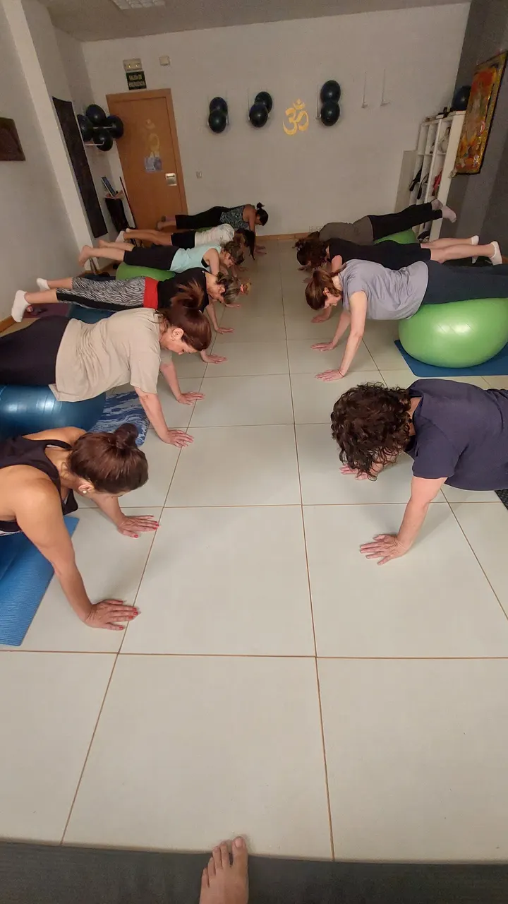 Estudio Ganesha Sevilla Coaching. Dietética nutrición — Yoga en Sevilla Este, Sevilla