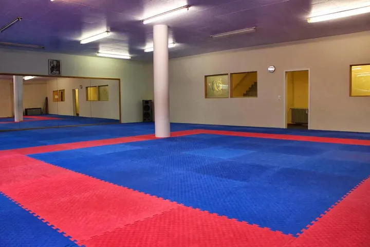 Ganbaru Rücken- und Gesundheitszentrum Remscheid — fitnessstudio in Remscheid — 5