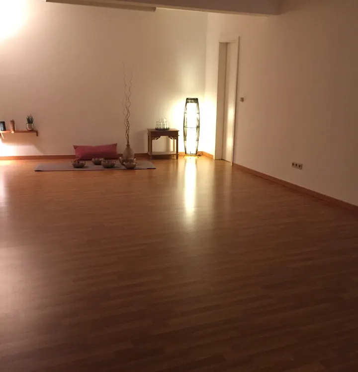Stephanie Blömer Yoga & Tanz — yoga-studio in Köln — 5