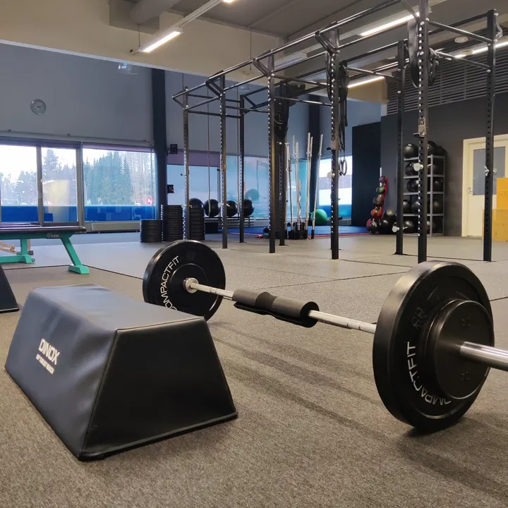 COACH-Liikuntapalvelut Asemantausta — Functional Training – Asemantausta, Lahti