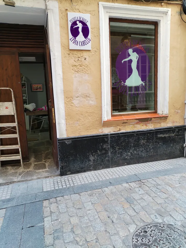 Escuela de baile “Lydia Cabello” — Baile en San Carlos, Cádiz