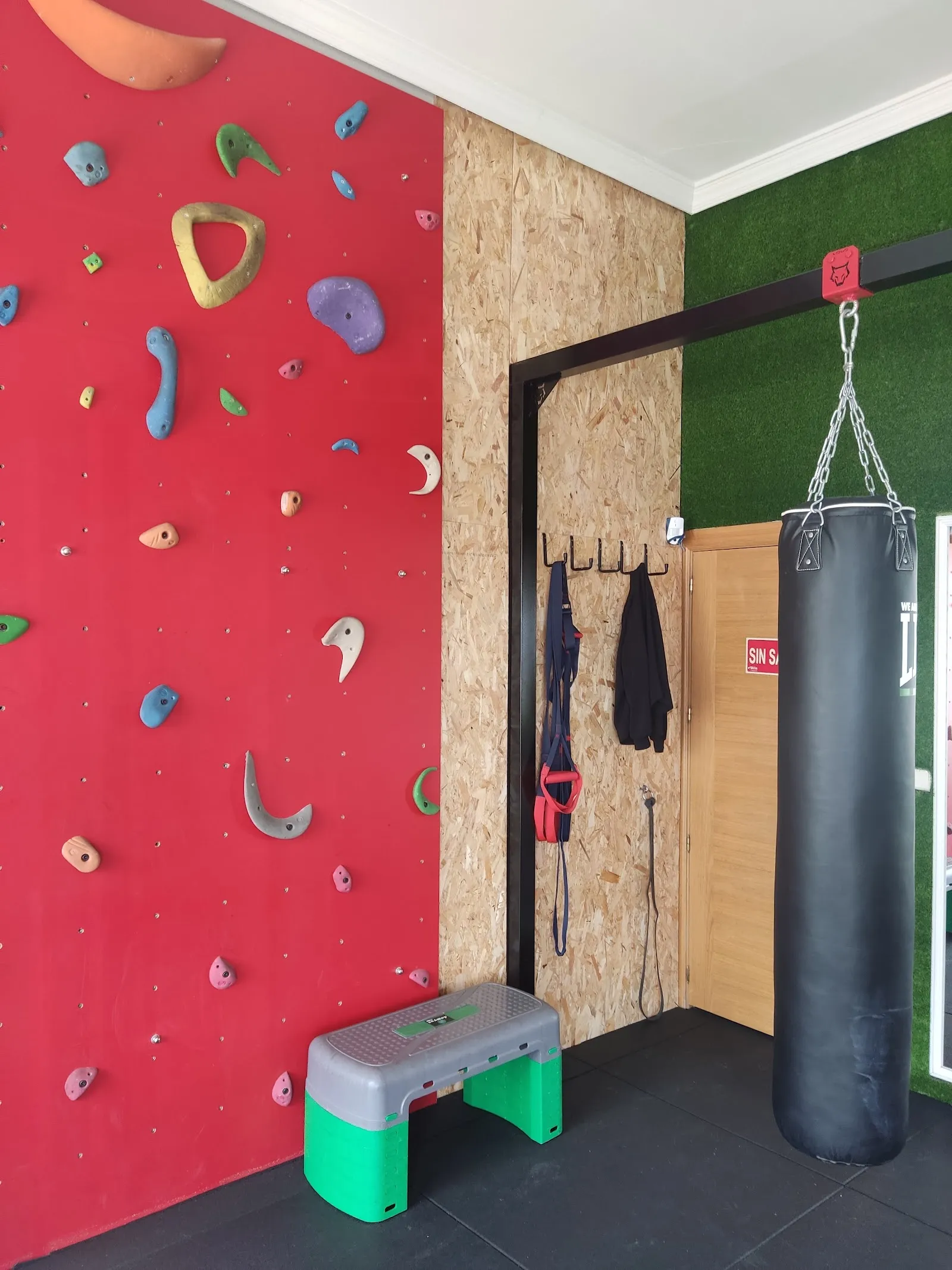 Centro Deportivo Versión — estudio de fitness-studio en Carabanchel, Madrid — 2