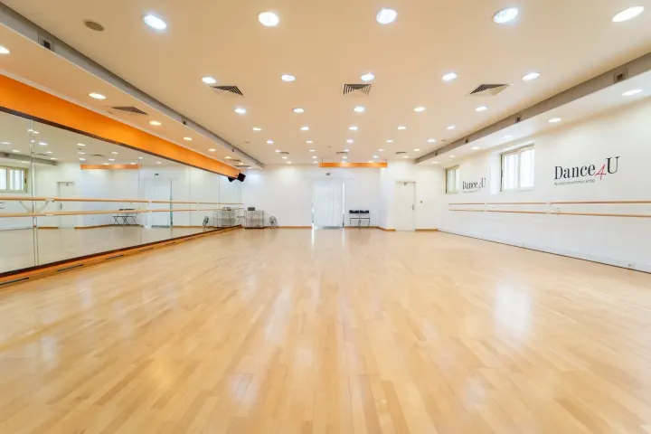 Dance4U — Dança em Brito Capelo, Matosinhos