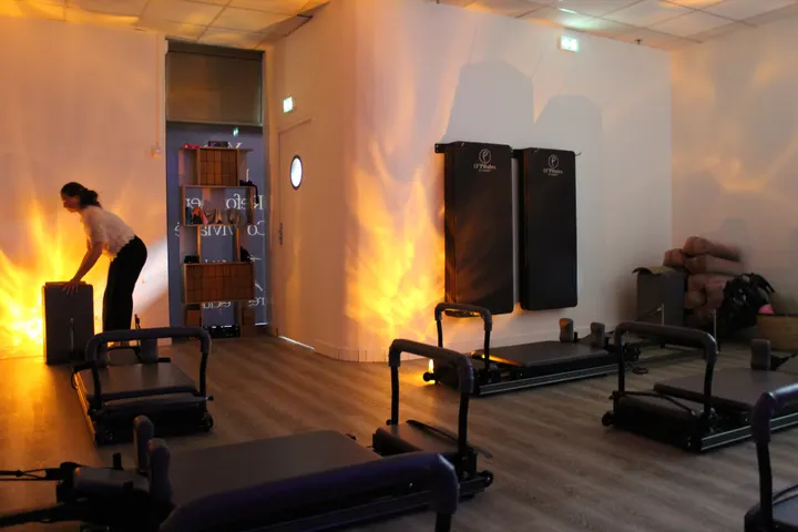 Respire Club 12 Rue Baudin Centre Commercial Charras — Yoga à Quartier Cœur de Ville, Courbevoie