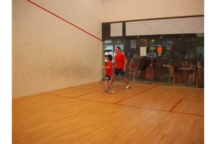 Aktiv Squash & Fitness — träningsstudio i Nürnberg — 3