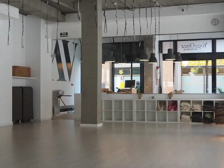YogaOne Plaça Molina — Yoga en Sarrià - Sant Gervasi, Barcelona