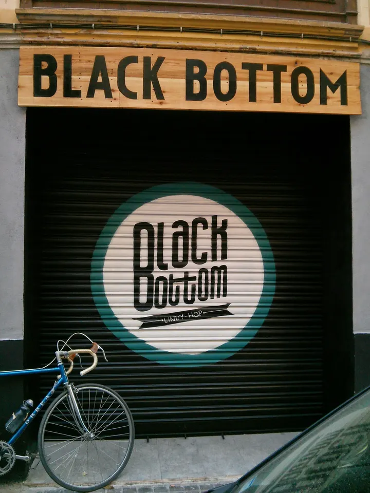 Black Bottom Swing — baile-studio en Russafa, Valencia — 2