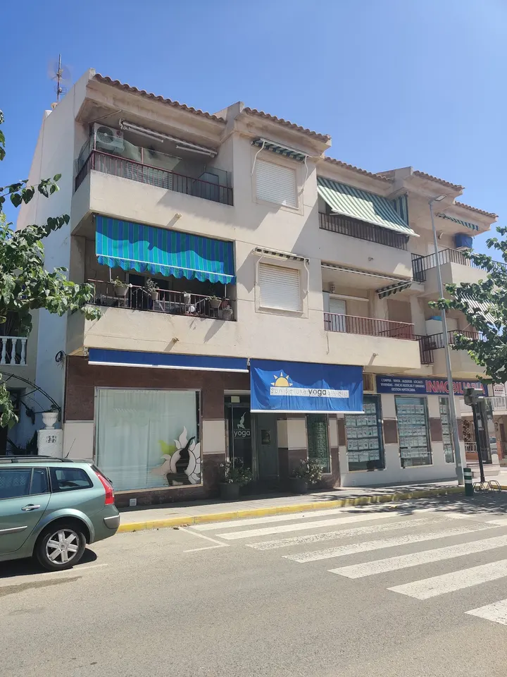 Sun Salute Realign Yoga Studio — yoga-studio en Torre de la Horadada — 3