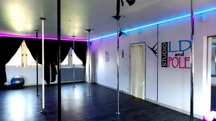 Pole Dance Reims 51 — pole fitness-studio à Reims — 5