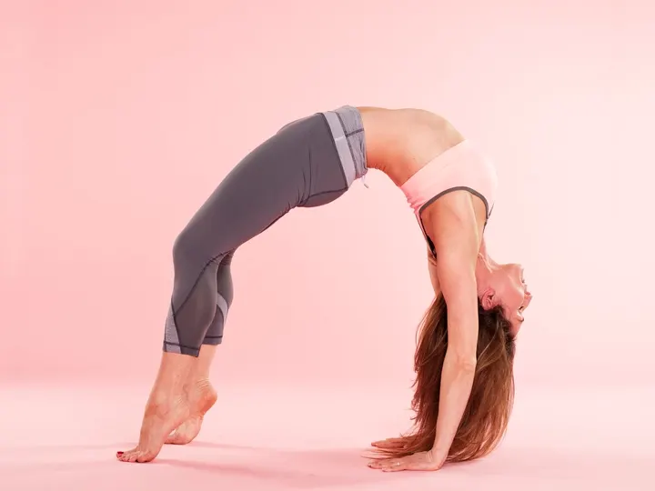 ALMA VERTICAL POLE DANCE EN VALENCIA — Pole Fitness en l'Illa Perduda, Valencia