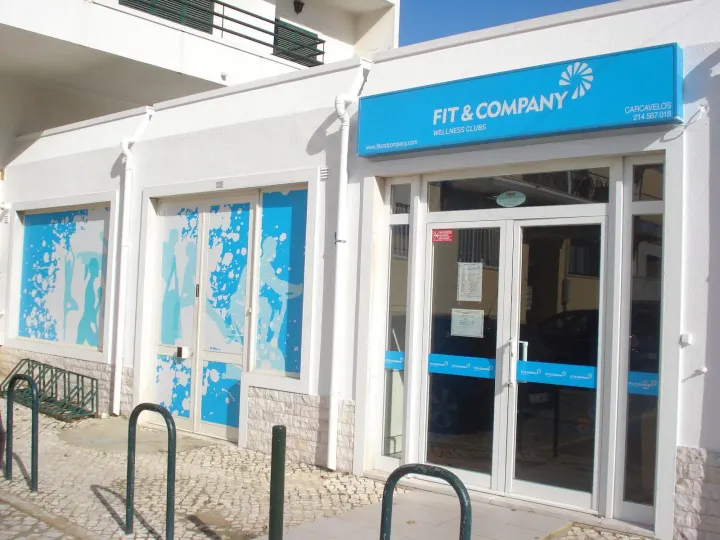 Ginasio Fitcompany Carcavelos — Ginásio em Carcavelos