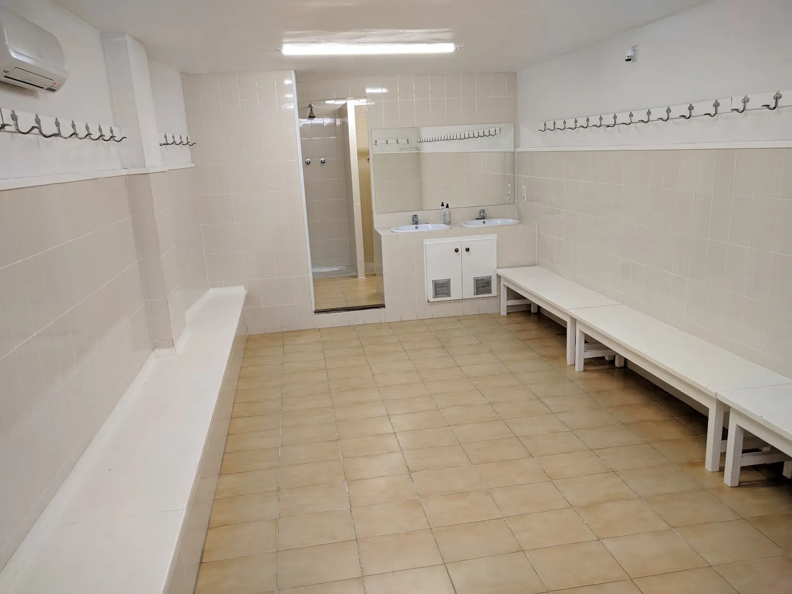 Centro de Danza Mari Cruz Alcalá — baile-studio en Mestalla, Valencia — 3