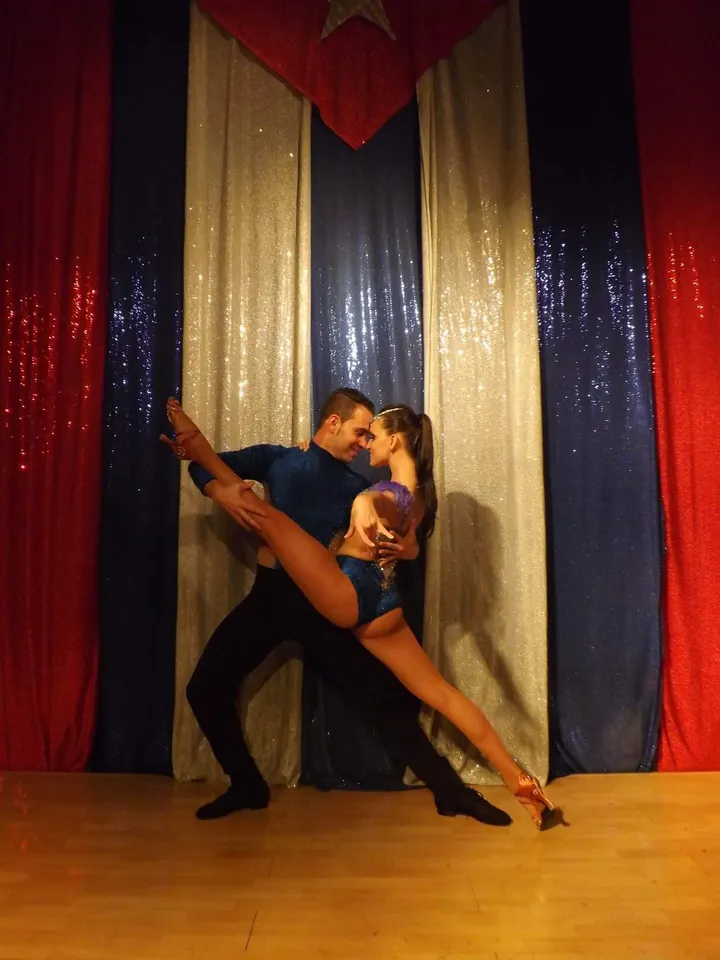 Elite FitDance — baile-studio en Salamanca — 3