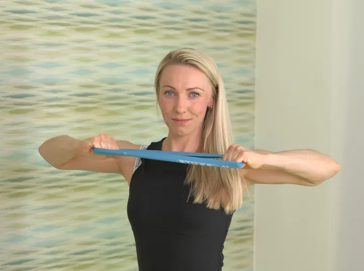 EEE Fitness, Pole Dance und Personal Training — PT-Studio in Biesdorf, Berlin