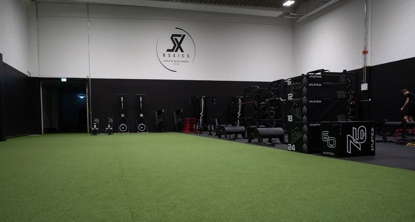 Essics Sports GmbH — pt-studio i Regensburg — 3