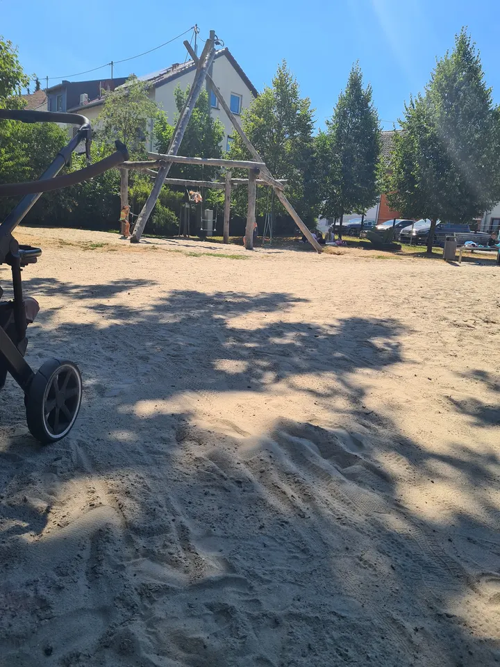 Outdoor Nation - Spielplatz Walpershofen — fitnessstudio in Saarbrücken — 3