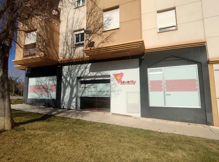 Seventy Jaén — entrenamiento personal-studio en Urbanización Virgen Blanca, Jaén — 3