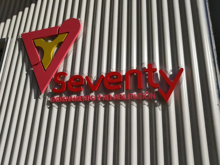 Seventy Jaén — entrenamiento personal-studio en Jaén — 5