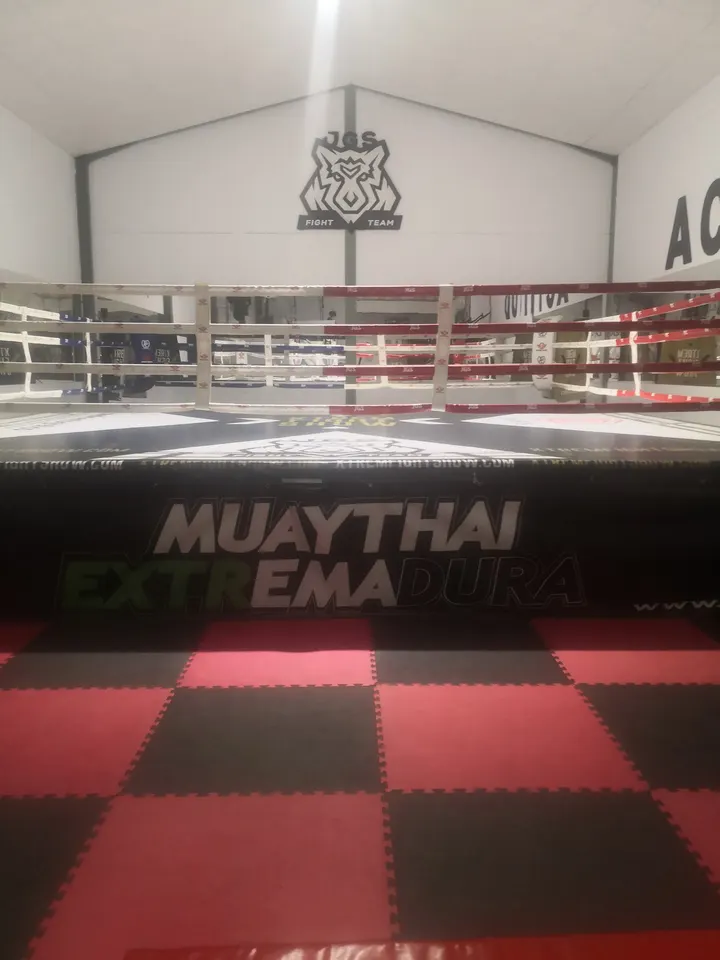 Club Deportivo JGS Team Muay Thai Mérida — artes marciales-studio en Arroyo de San Serván — 2