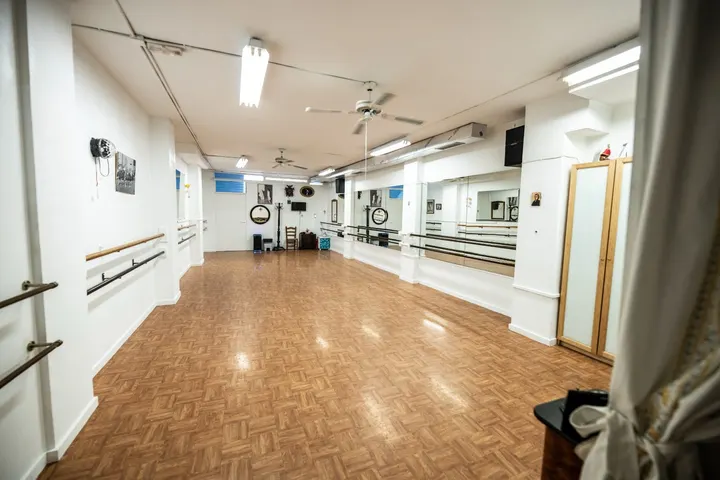 Escuela de Danza María Segarra — baile-studio en Elche — 5