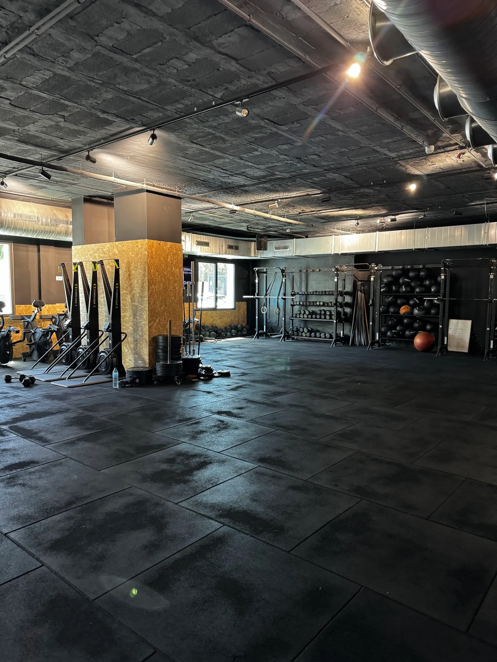 OXYGEN SPORTS & WELLNESS CLUB — estudio de fitness-studio en Calahonda — 2