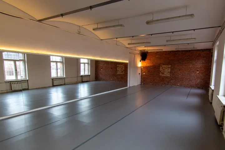 Stilvoll Tanzen Kunadstraße — tanz-studio in Dresden — 5