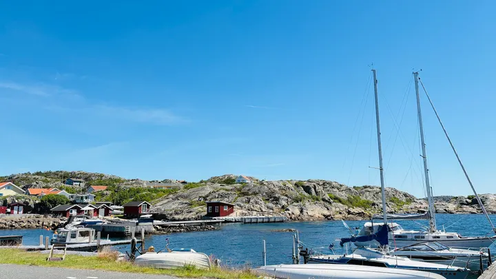 Brännö brygga — yoga-studio i Brännö, Göteborg — 2
