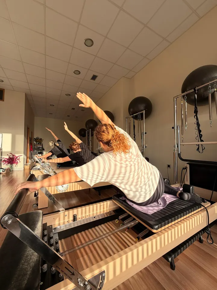 E6 Espacio Pilates Máquinas y Barre — pilates-studio en La Piñera, Pola de Siero — 2
