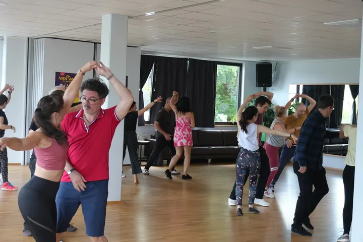 Megano Tanzschule — tanz-studio in Thalkirchen, München — 2