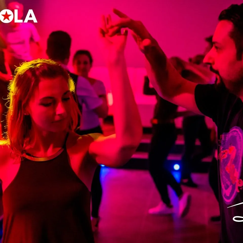 Joy & Dance (Baila⭐Colonia) @Saal 2 Zülpicher -25 — dans-studio i Köln — 3