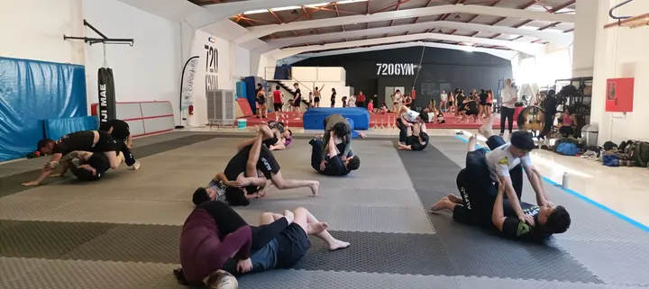 MAMBISES BJJ CLUB — artes marciales-studio en As Eiroás, Ourense — 2