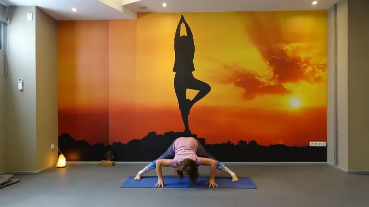 Escuela de Yoga Chary Lozano — yoga-studio i La Garena, Alcalá de Henares