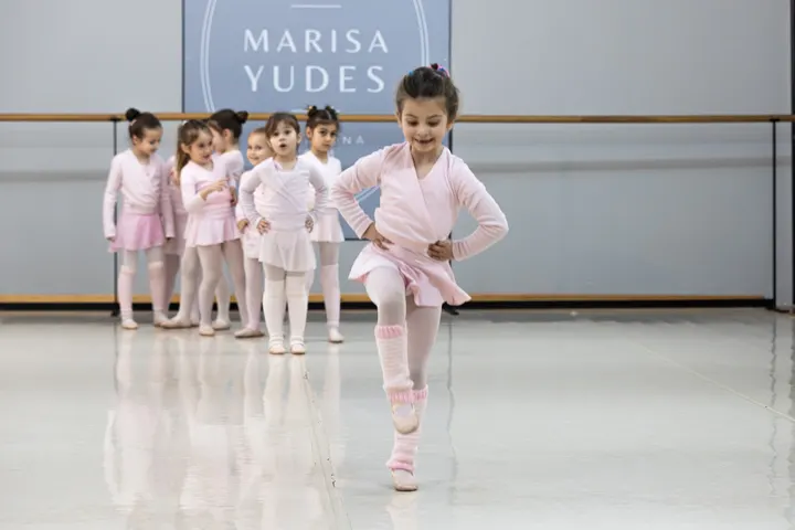 Escola de dansa Marisa Yudes — baile-studio en Badalona — 4