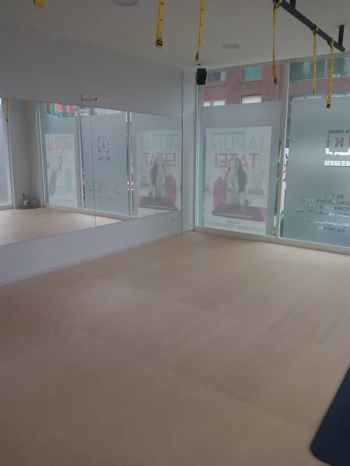Kemen Pilates/entrenamiento funcional/yoga — yoga-studio en Algorta, Bilbao — 3